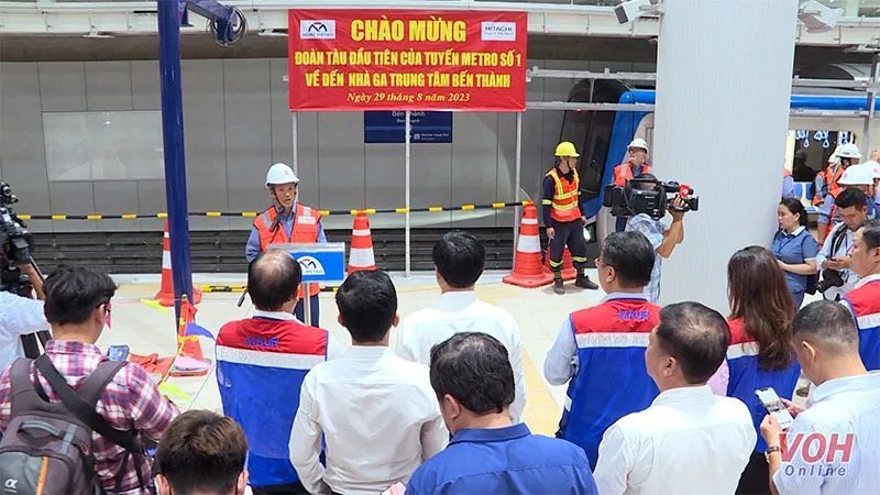 Lần đầu tiên tàu Metro số 1 chạy thử toàn tuyến Bến Thành - Suối Tiên 1