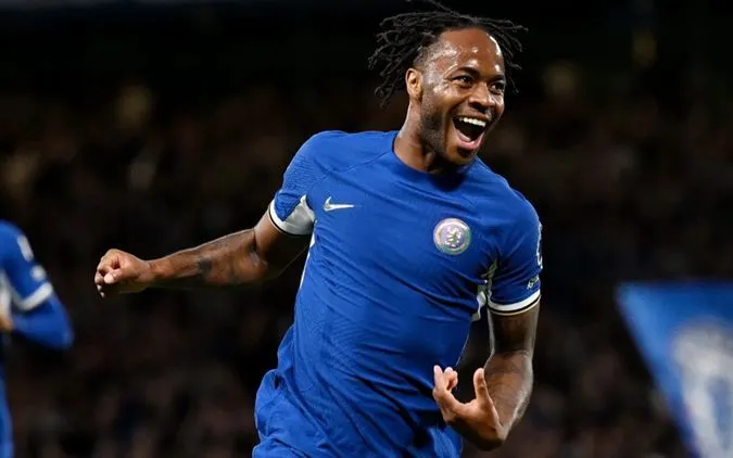 Raheem Sterling đang là cầu thủ chơi ấn tượng nhất của Chelsea sau Enzo - Ảnh: Internet