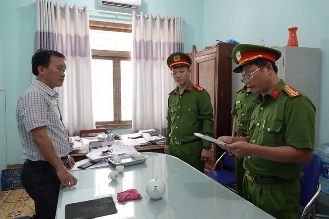 Khởi tố Phó Phòng Tài nguyên - Môi trường huyện Bắc Bình, Bình Thuận 1