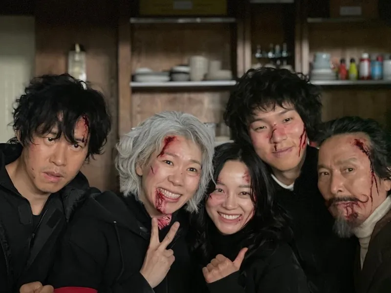 Nghệ Thuật Săn Quỷ và Nấu Mì 2 tập cuối đạt rating kỷ lục, tạo hình của Jo Byung Gyu gây thương nhớ 11