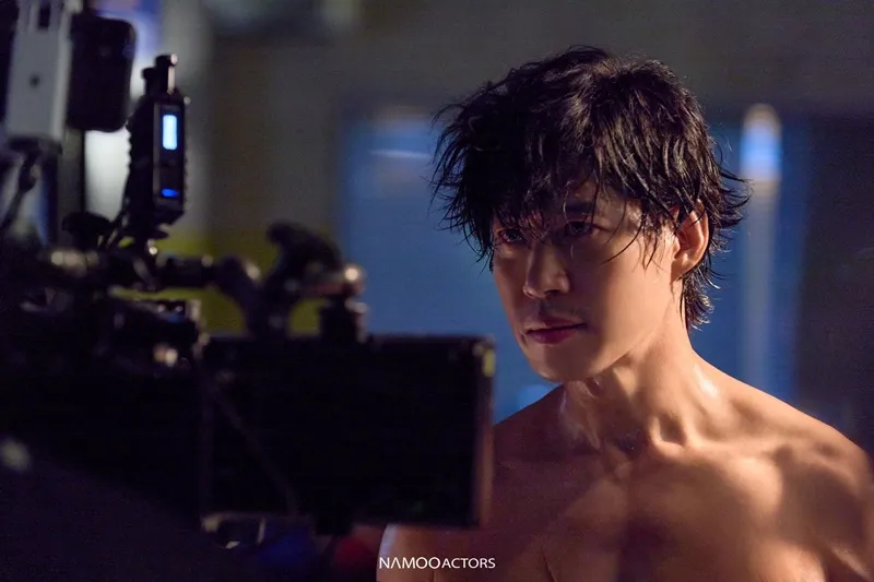 Nghệ Thuật Săn Quỷ và Nấu Mì 2 tập cuối đạt rating kỷ lục, tạo hình của Jo Byung Gyu gây thương nhớ 14