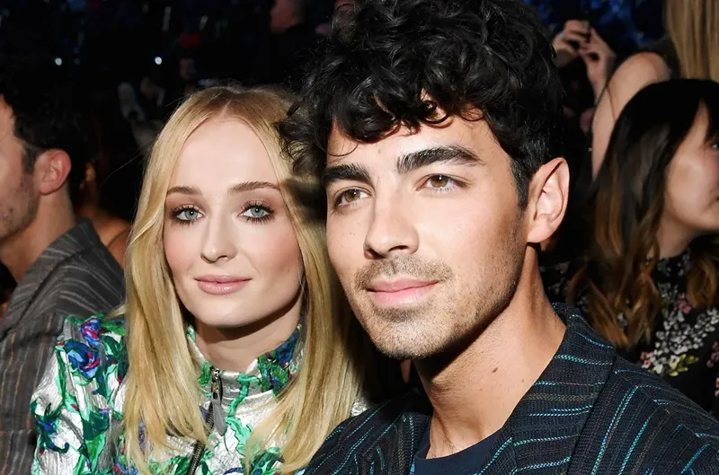 Joe Jonas đệ đơn ly hôn Sophie Turner 1