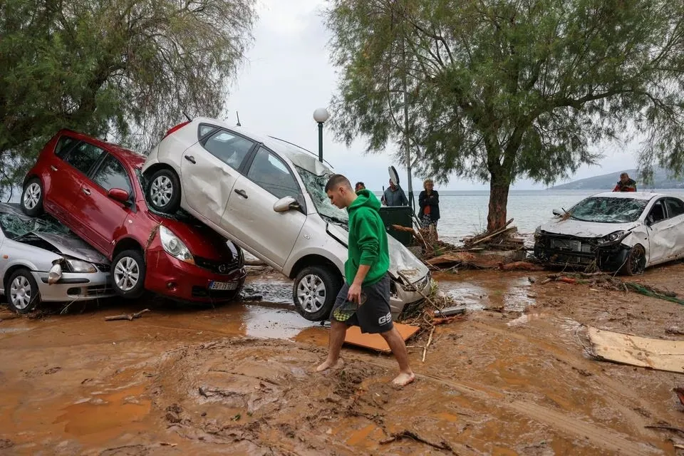 Tin thế giới sáng 7/9: Mỹ phóng tên lửa đạn đạo xuyên lục địa | Mưa lũ hoành hành tại Hy Lạp