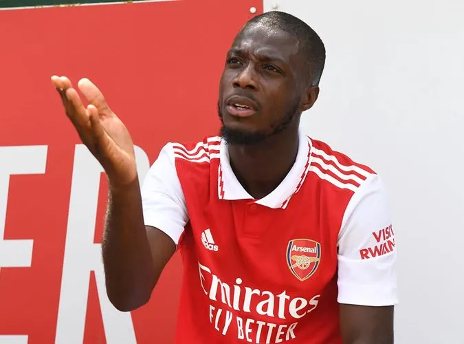 Nicolas Pepe rời Arsenal theo phong cách của một 