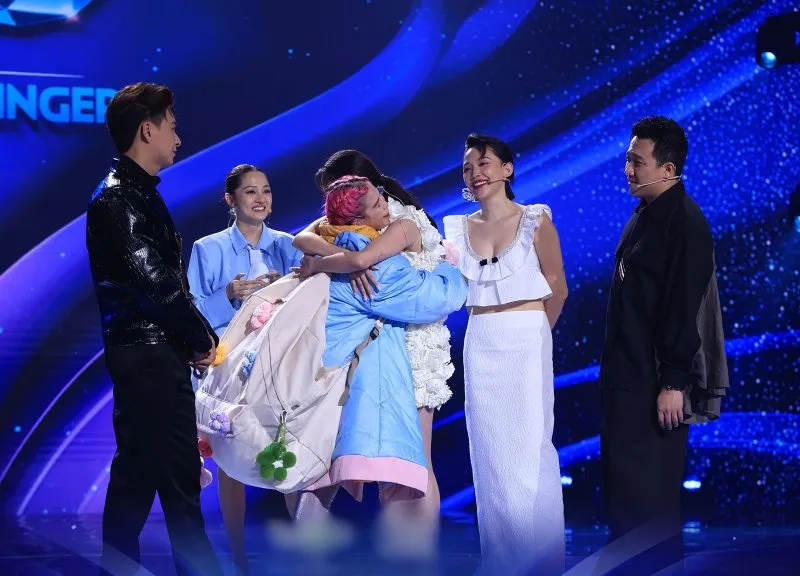 The Masked Singer tập 5: Khởi My là Cừu Bông, trở lại ca hát sau 6 năm 3