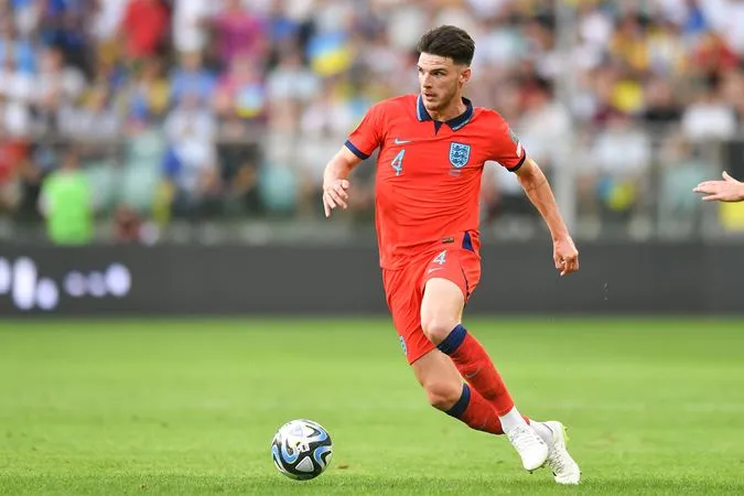 Declan Rice đang ngày càng hoàn thiện mình - Ảnh: Internet