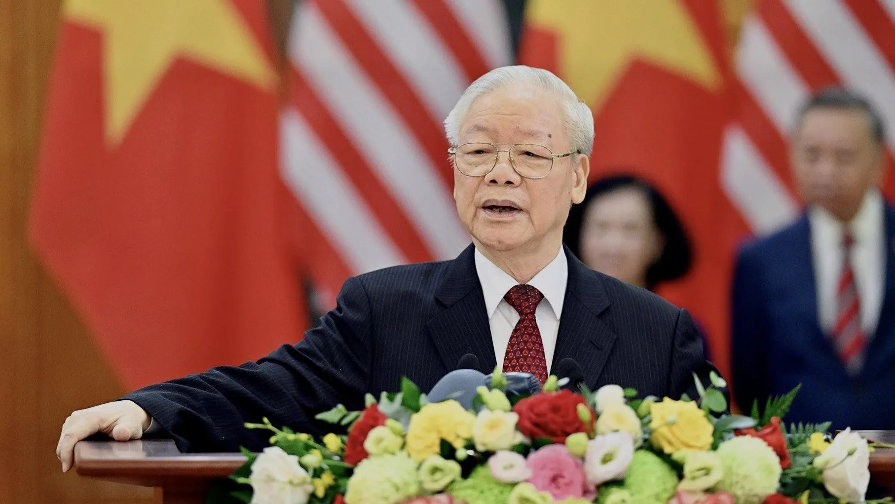 Tổng bí thư Nguyễn Phú Trọng phát biểu tại họp báo chung chiều 10-9 - Ảnh: HẢI HUY