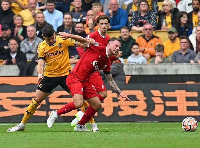 Chấm điểm Wolves 1-3 Liverpool: 