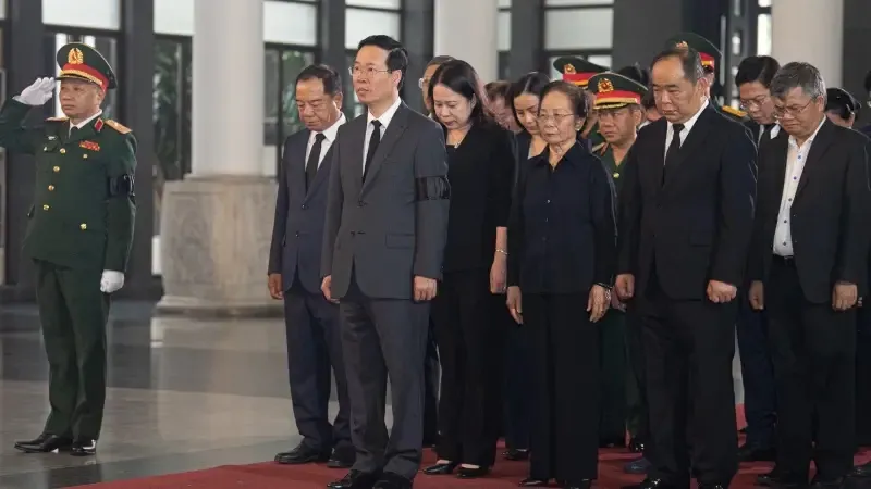 Lãnh đạo Đảng, Nhà nước viếng lễ tang Thượng tướng Nguyễn Chí Vịnh 2