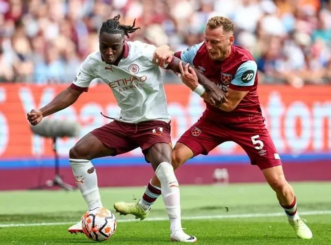 Doku có trận đấu xuất sắc trước West Ham - Ảnh: Internet