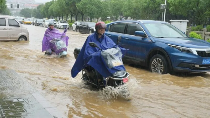 Trung Quốc kích hoạt ứng phó khẩn cấp lũ lụt ở nhiều khu vực 1