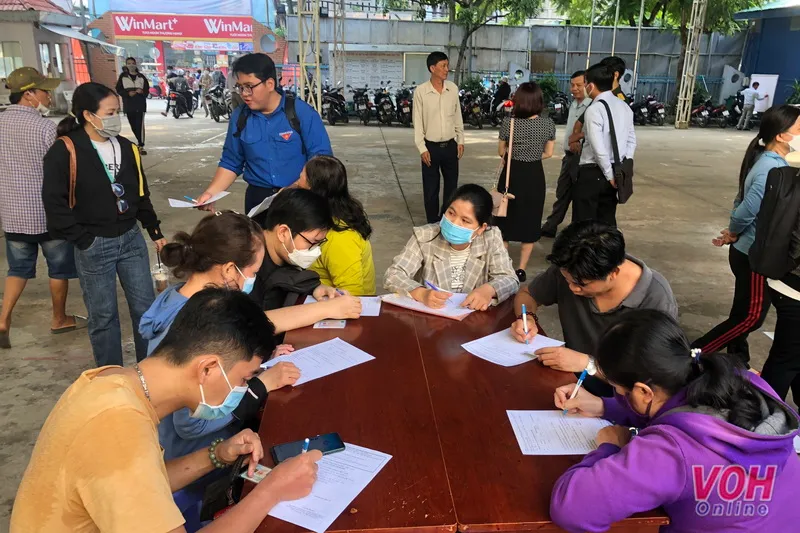 Quận Bình Tân tổ chức sàn giao dịch tuyển dụng hơn 4.000 lao động phổ thông 1