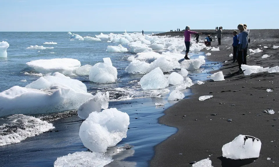 Iceland tăng thuế du lịch để giảm bớt tác động tới thiên nhiên 1