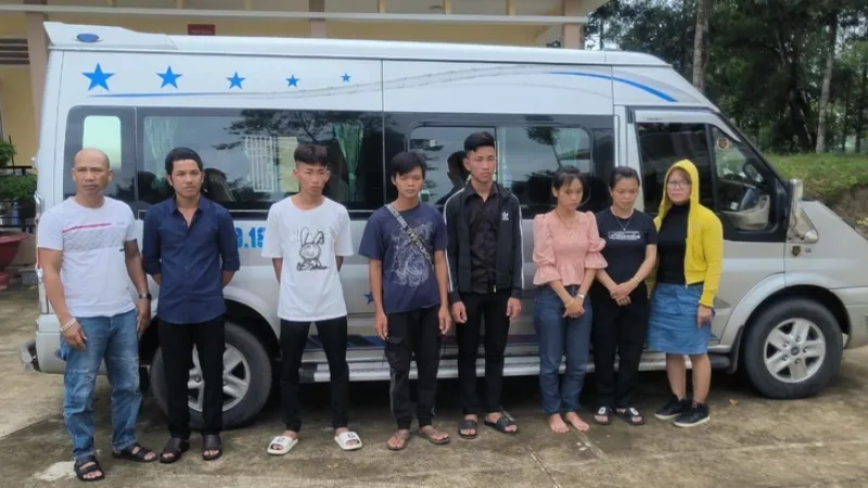 Điểm tin sáng 21/9: Bà Nguyễn Phương Hằng và 4 đồng phạm hầu tòa | Truy bắt nghi phạm bắt cóc bé gái 2 tuổi 2