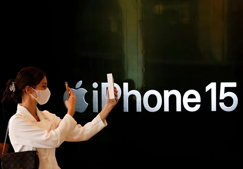 Apple cắt giảm việc tăng lương cho nhân viên bán lẻ khi doanh thu bán iPhone giảm? 1