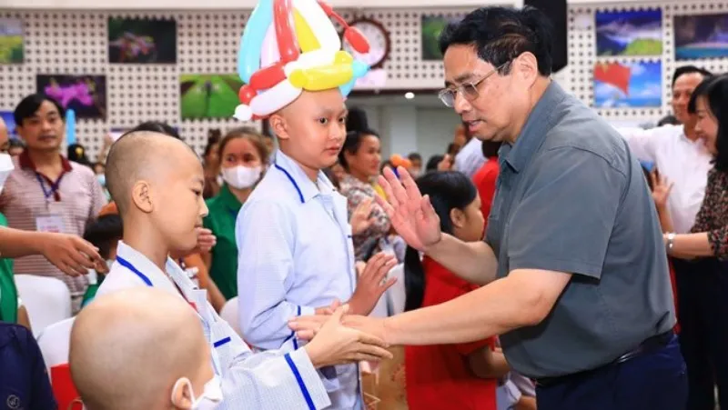 Thủ tướng: Đất nước muốn phát triển thì trẻ em phải khỏe mạnh 2