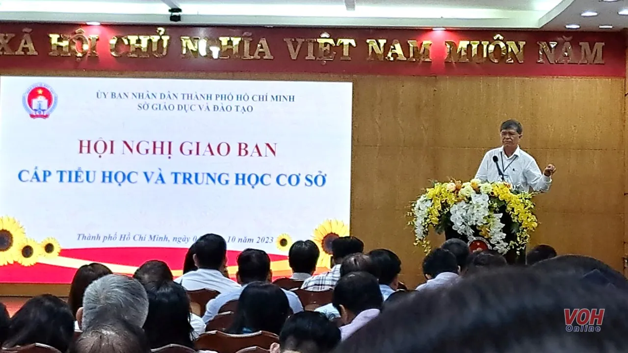 ông Nguyễn Văn Hiếu – Giám đốc Sở Giáo dục và Đào tạo TPHCM tại Hội nghị giao ban cấp Tiểu học và Trung học cơ sở