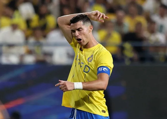 Ronaldo bất lực giúp Al-Nassr giành trọn 3 điểm - Ảnh: Internet