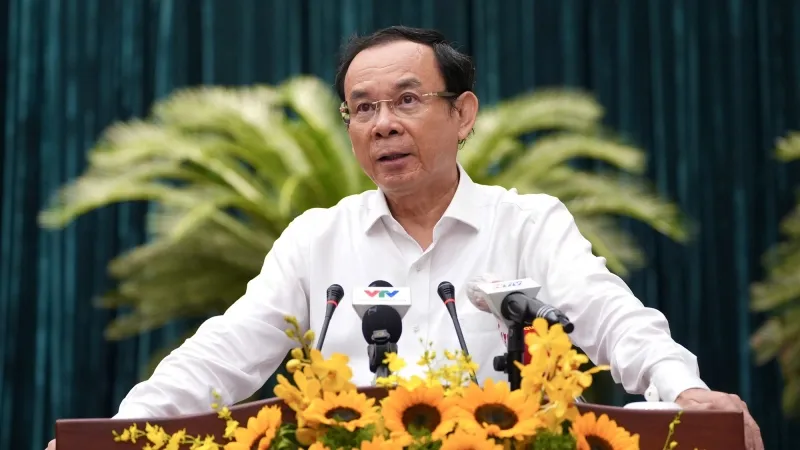 TPHCM: Cần những giải pháp đủ mạnh để thúc đẩy KT- XH trong 3 tháng cuối năm 1