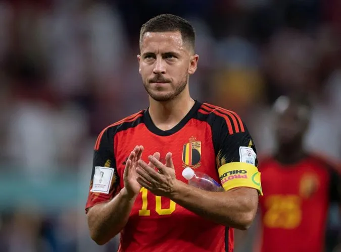 Tin bóng đá mới nhất: MU "ra rìa" ở EURO 2028 | Bước ngoặt khiến Arsenal bỏ lỡ Hazard 2