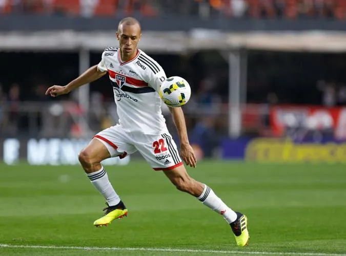 Đội hình 11 ngôi sao giải nghệ trong năm 2023: Có Fabregas, Hazard | Ozil lên làm 