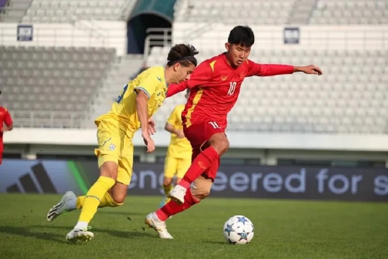 U18 Việt Nam thua ngược đáng tiếc U18 Ukraine, trắng tay sau hai trận tại Seoul Cup 2023