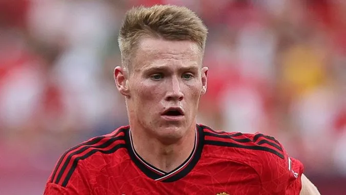 Tin bóng đá mới nhất: Scott McTominay đảm bảo tương lai tại MU | Chelsea cạnh tranh với Man City vì Dani Olmo 1