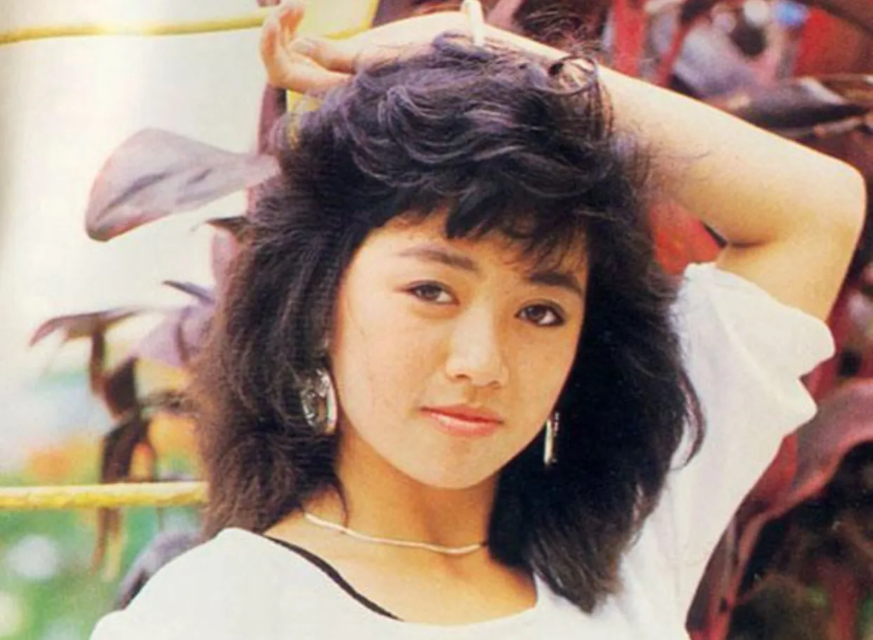 Đường Lệ Cầu 