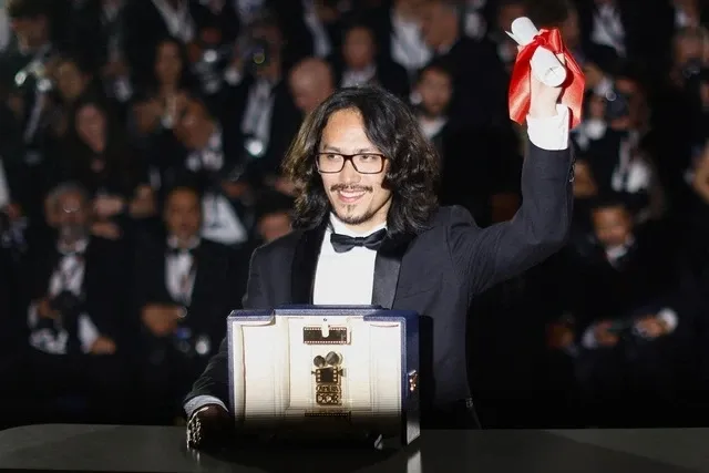 ‘Bên trong vỏ kén vàng’ tiếp tục thắng giải thưởng quốc tế 1