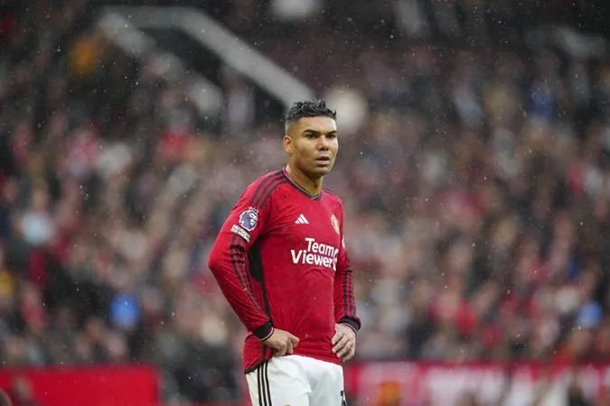 MU mất Casemiro trước trận gặp Sheffield United - Ảnh: Internet