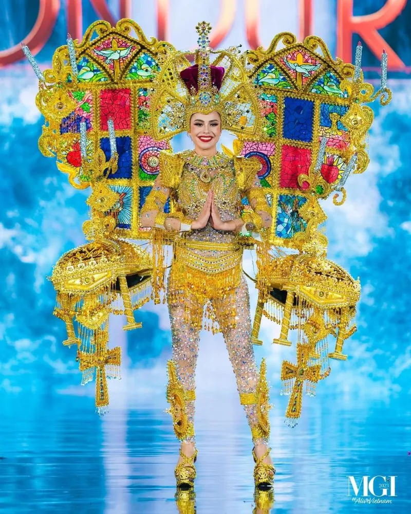 Mãn nhãn với đêm thi Trang phục Dân tộc Miss Grand International - Lê Hoàng Phương nhập tâm đến nỗi không biết mình chảy máu 10