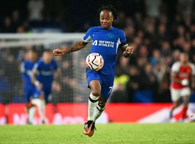 Chấm điểm Chelsea 2-2 Arsenal: Robert Sanchez báo hại | Declan Rice gieo sầu cho The Blues 4