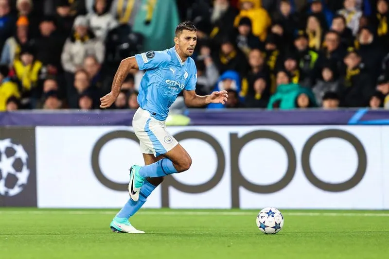 Rodri đang quá quan trọng với Man City ở thời điểm hiện tại - Ảnh: Internet