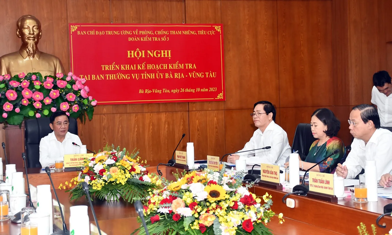 kiểm tra tham nhũng