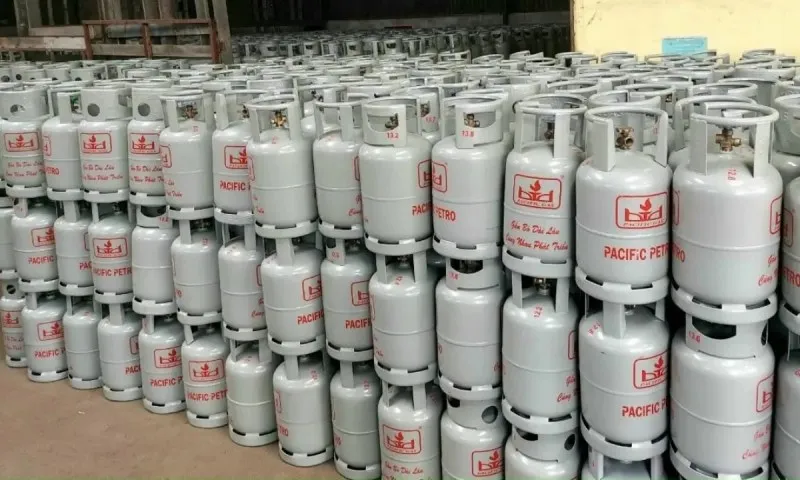 Giá gas trong nước tháng 11 tăng thêm 4.000 đồng/bình 12kg 1