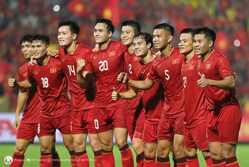 Văn Quyết trở lại cùng tuyển Việt Nam chuẩn bị cho Vòng loại World Cup 2026