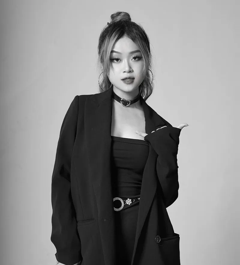 Phạm Linh Phương - Học trò Noo Phước Thịnh hát nhạc phim Người Thầm Lặng 2