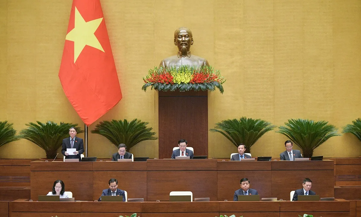 Phó Chủ tịch Quốc hội Nguyễn Đức Hải điều hành phiên họp.