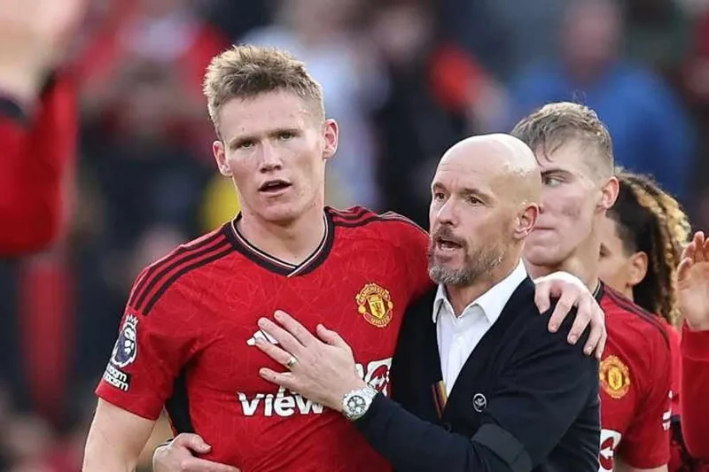 Scott McTominay ủng hộ Ten Hag - Ảnh: Internet