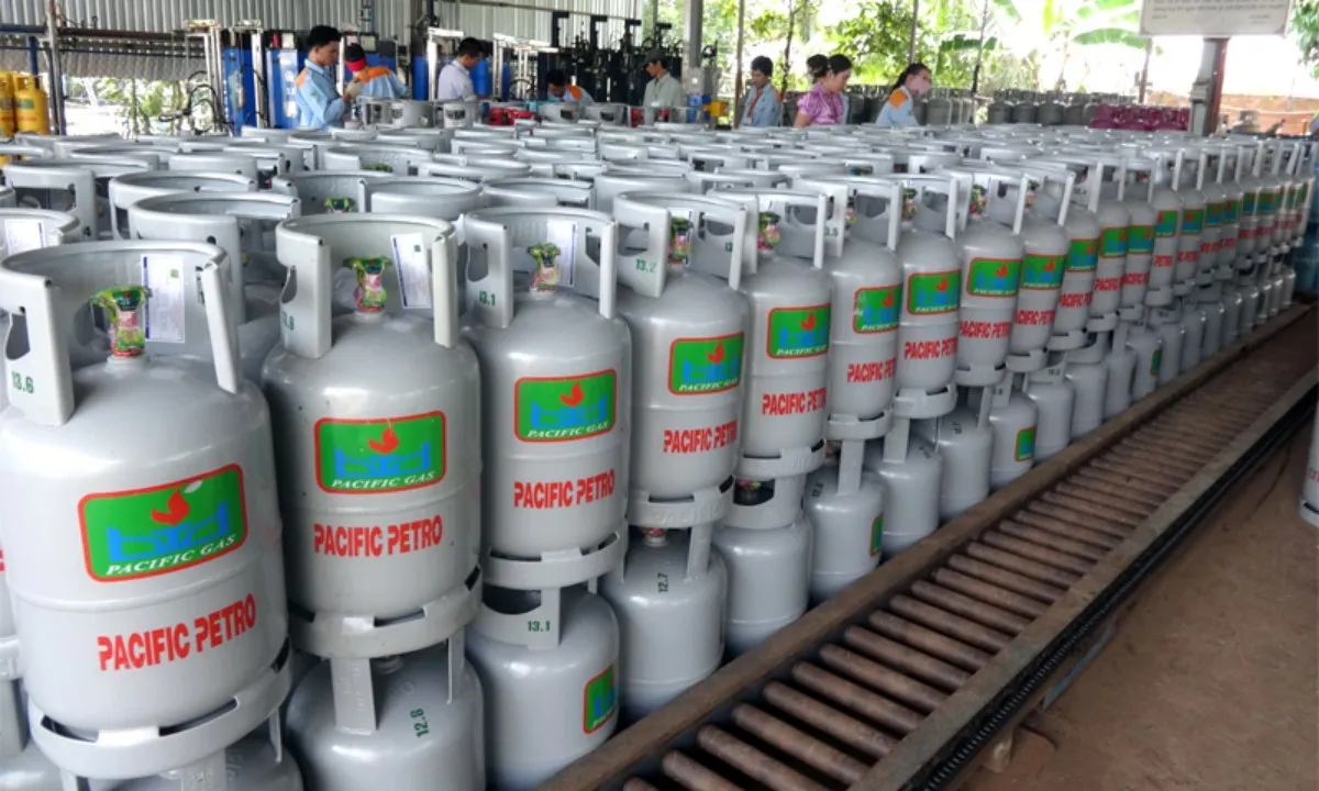 Giá gas hôm nay 3/11/2023: Giá gas trong nước tăng, thế giới giảm 1