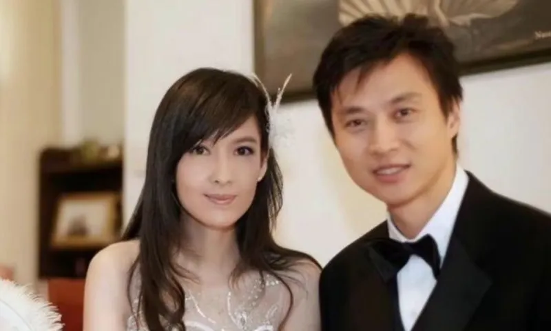 Châu Huệ Mẫn kêu gọi các fan hâm mộ ngừng gửi thư cho cô 3