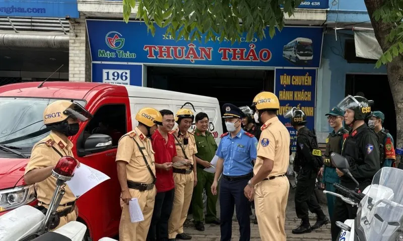 Cơ quan chức năng kiểm tra nhà xe Thuận Thảo và Việt Tân Phát 1