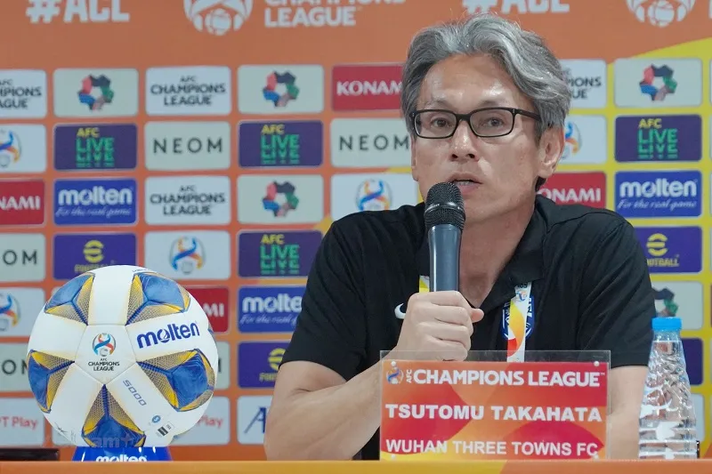 HLV Lê Đức Tuấn muốn Hà Nội tạo bất ngờ ở chuyến làm khách trên sân của Pohang