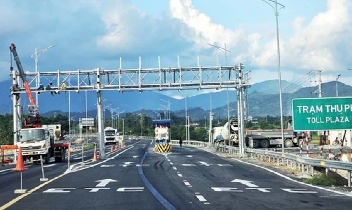 Cao tốc Nha Trang - Cam Lâm thí điểm mô hình thu phí không dừng không có barie đầu vào, có barie ở đầu ra