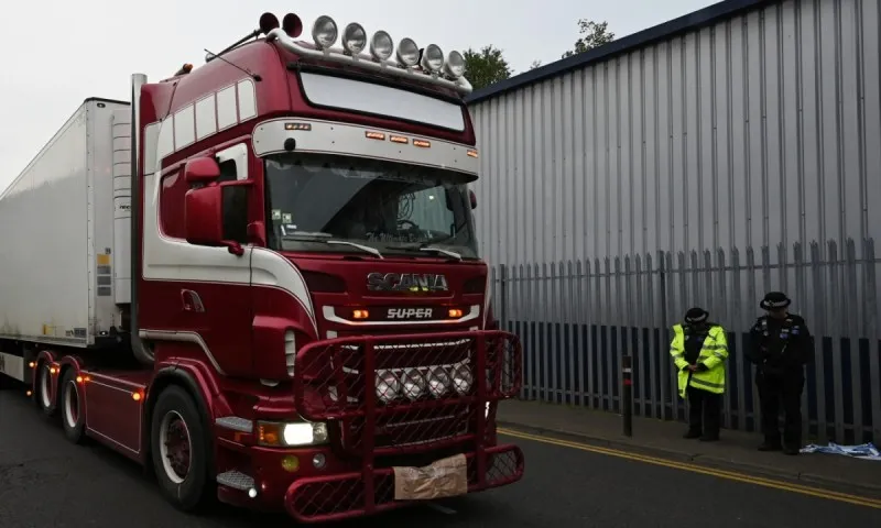 Pháp tuyên án 18 bị cáo liên quan thảm kịch 39 người Việt chết trong container 1