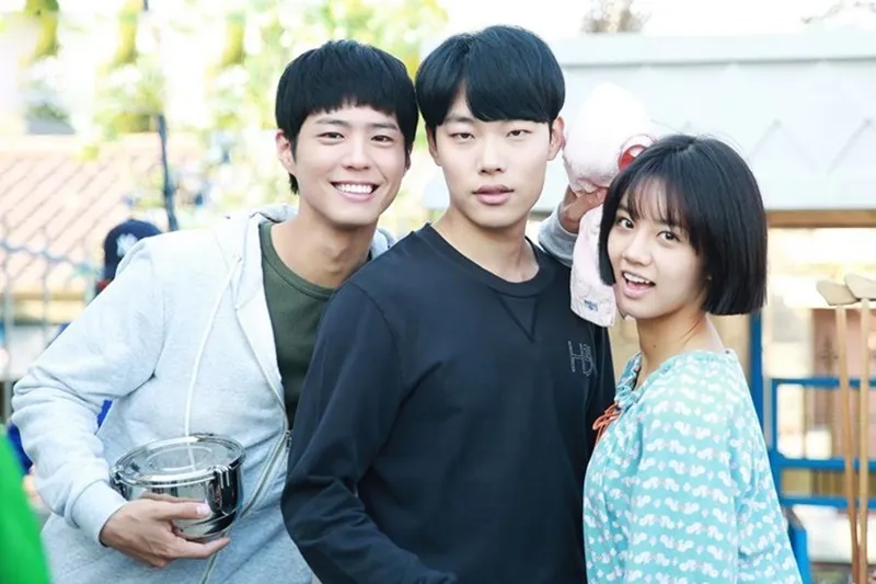 Ryu Jun Yeol và Hyeri xác nhận chia tay, fan tiếc nuối cho chuyện tình 7 năm 2