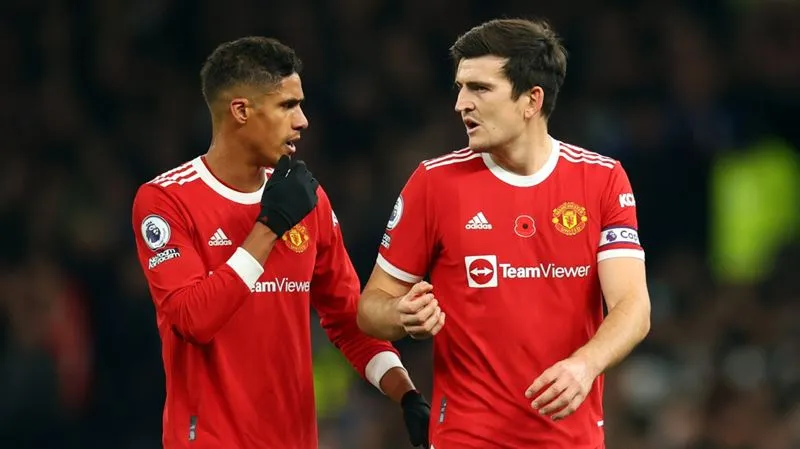 Cầu thủ người Pháp đánh mất vị trí chính thức vào tay Harry Maguire - Ảnh: Internet