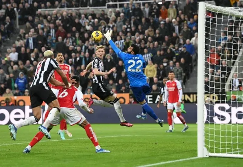 VAR công bố đoạn ghi âm, Arsenal thua đau Newcastle vì câu nói hoang đường 1