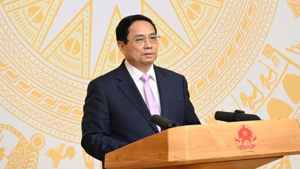 Thủ tướng: Chính sách đãi ngộ thế nào là phù hợp để thầy, cô yên tâm công tác? 1