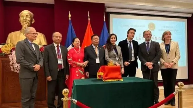 Chuyển giao ấn vàng “Hoàng đế chi bảo” từ Pháp về Việt Nam 1